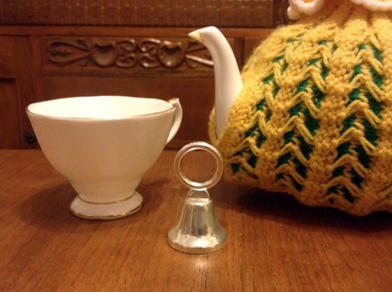 Elevenses: Miniature Bell