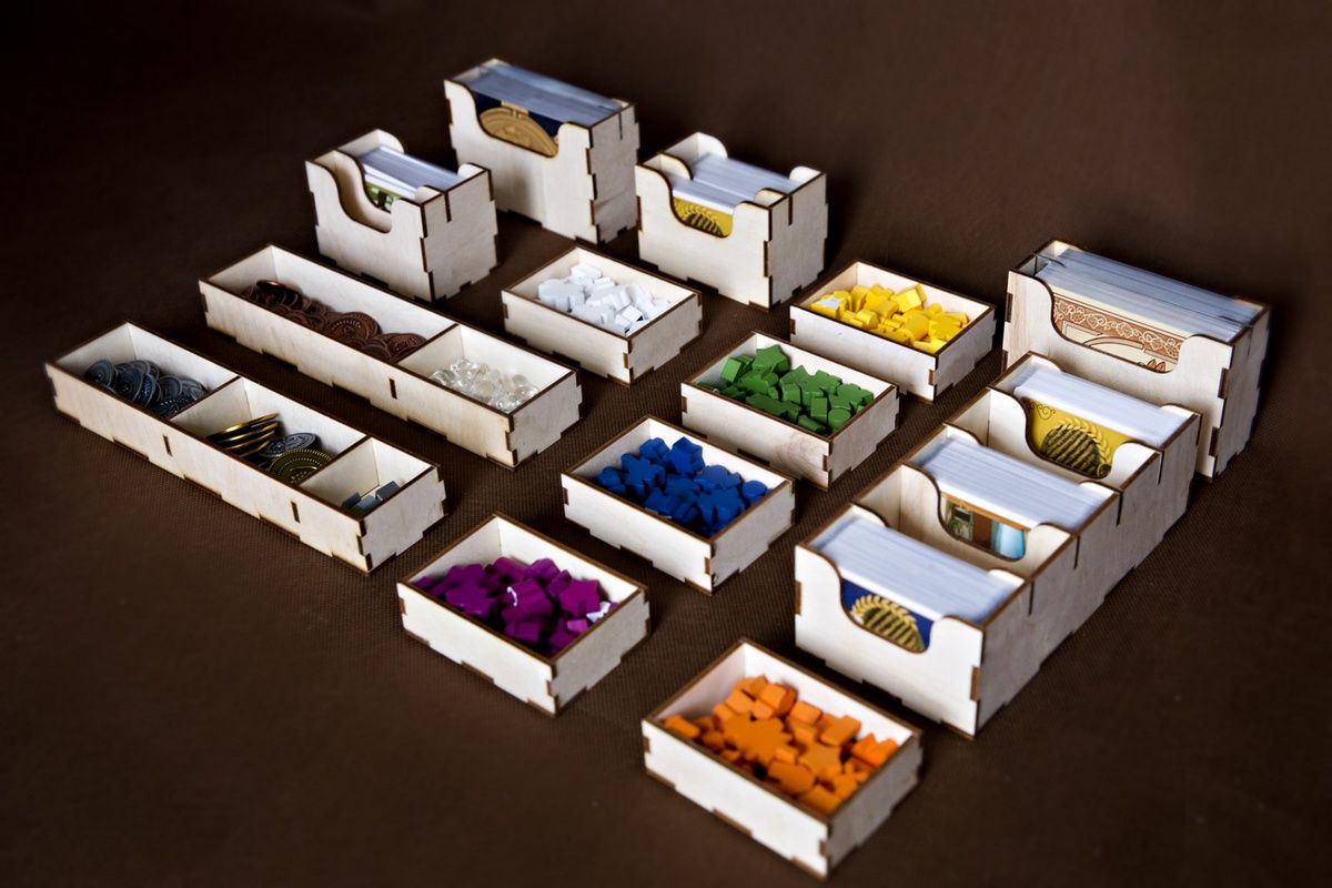 Viticulture: reDrewno Insert