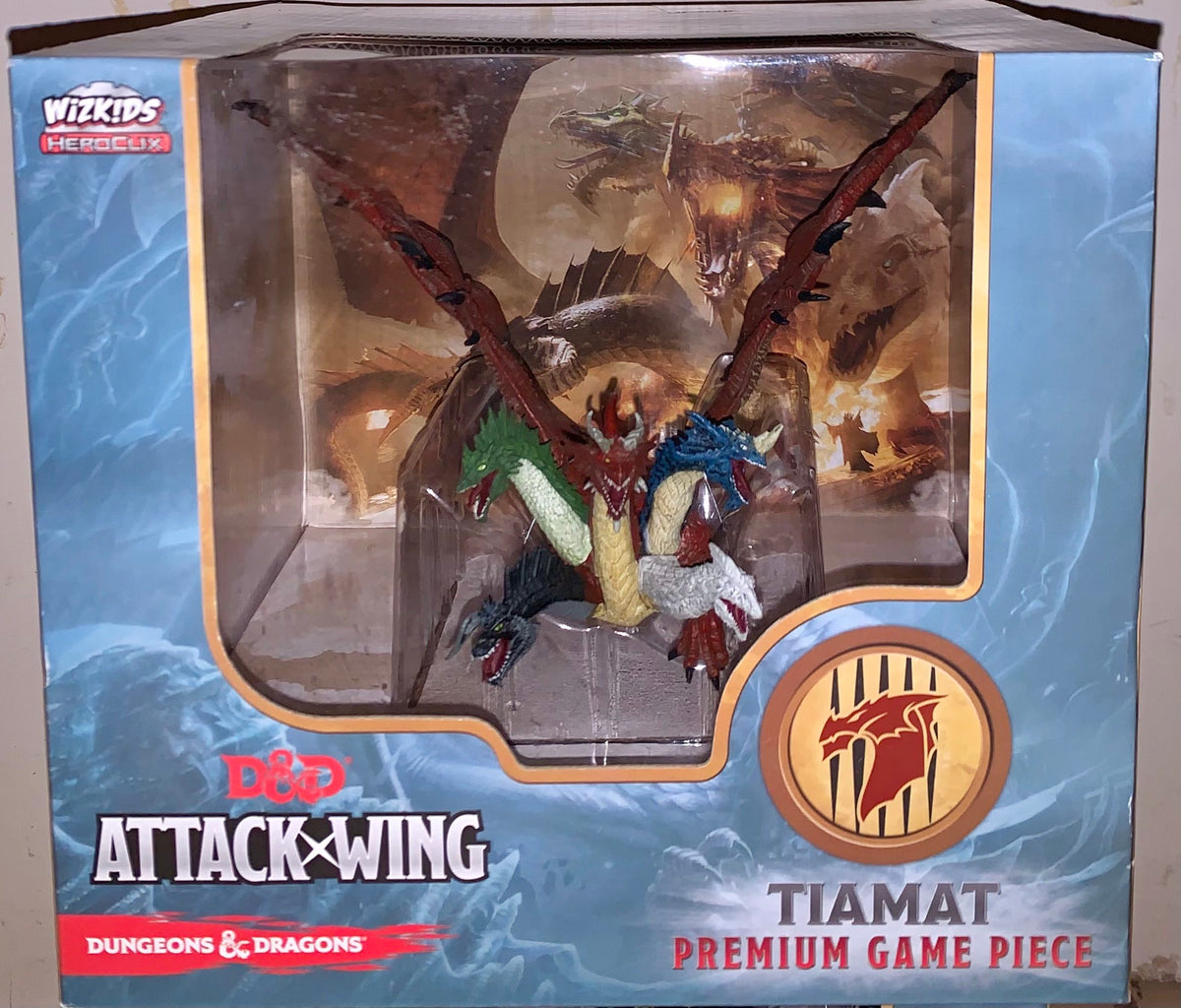 Dungeons & Dragons: Attack Wing – Tiamat Premium Figure
