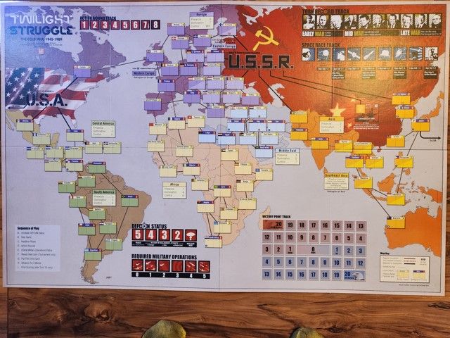 Twilight Struggle: Deluxe Mounted Mapboard